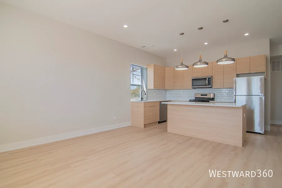 1546 N Homan / 3 bed - 2 bath / Humboldt Park / Brand New — Photo 4