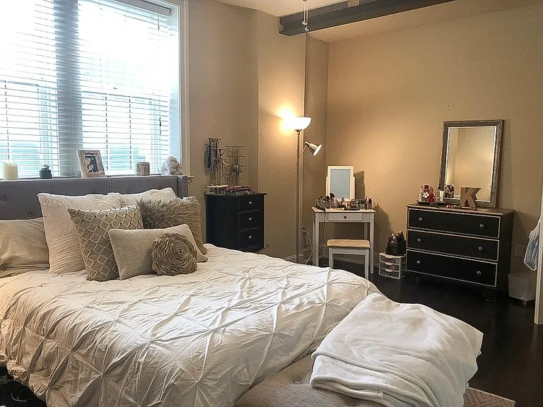 219 E King St #1 — Photo 15