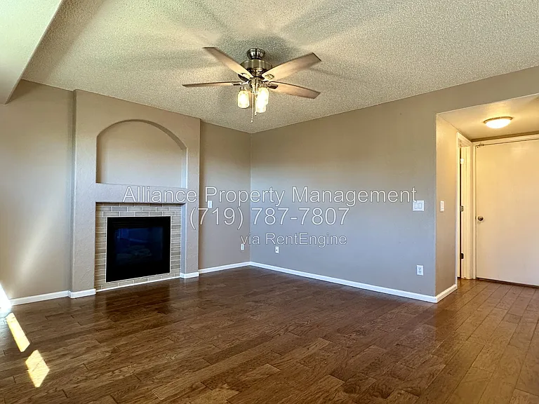 965 Piros Dr — Photo 16