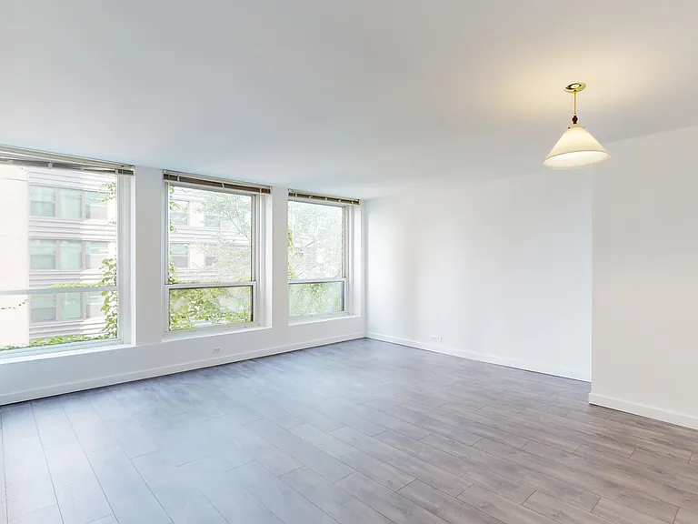 Dining/Living room