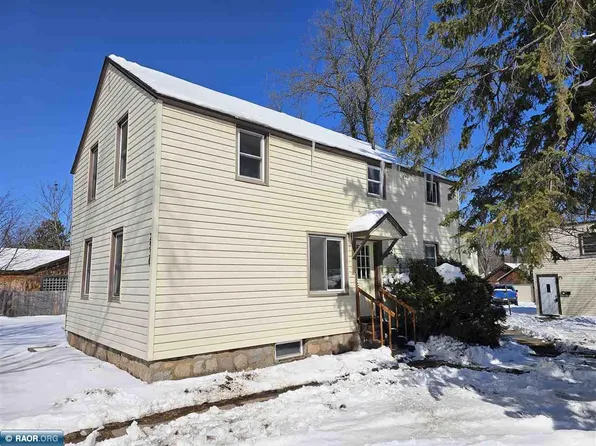 2930 5th Ave E, Hibbing, MN 55746
