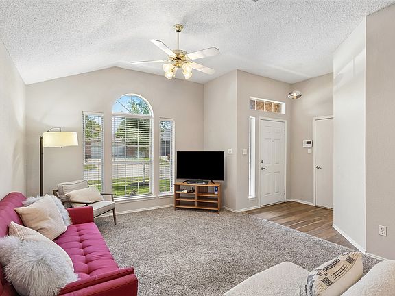 4th image of 2332 Cap Rock Ln