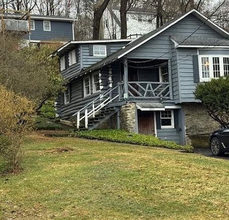 4th image of 201 Springbrook Trl