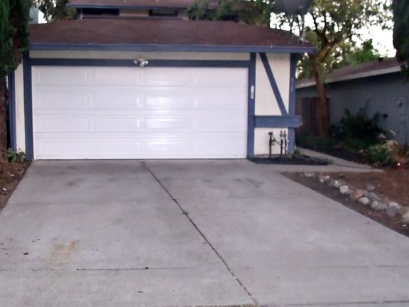 5th image of 939 Matthew Ct