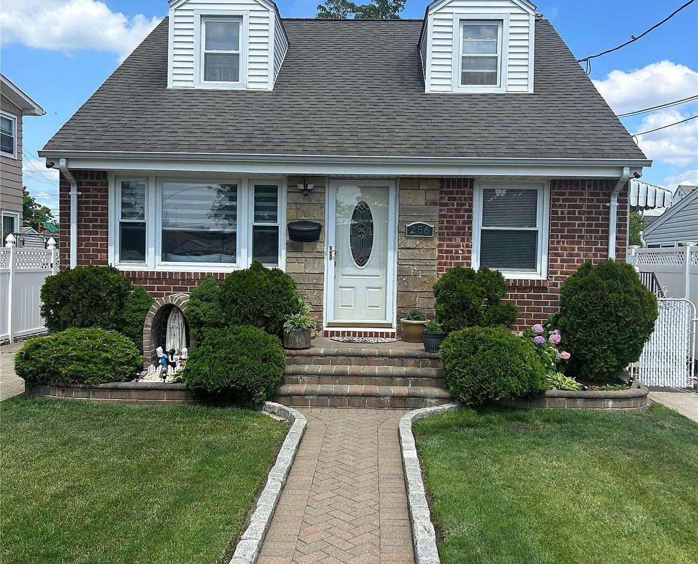 256 Pershing Parkway, Mineola, NY 11501 Zillow