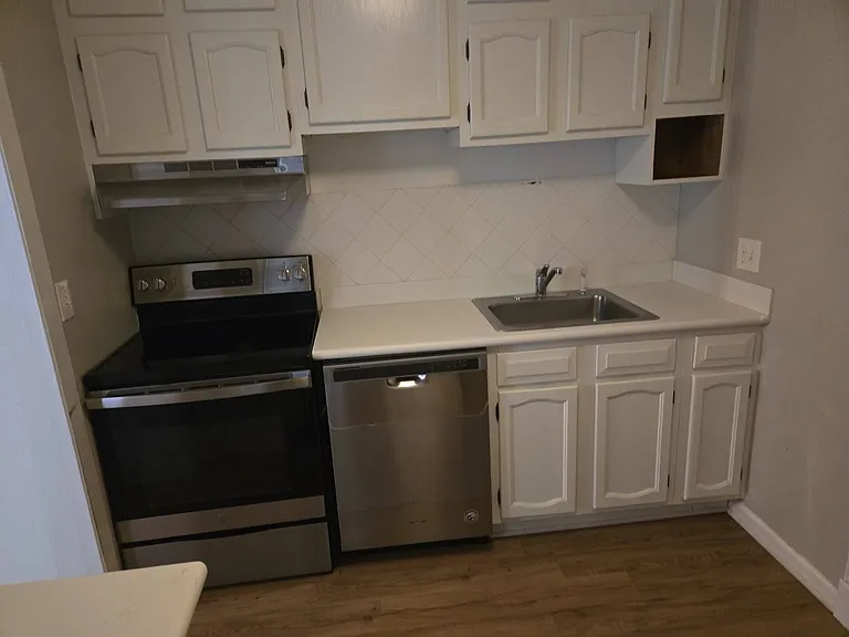 430 Lindbergh Dr #C6 — Photo 11