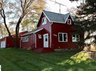 306 E Pickard Rd, Mt Pleasant, MI 48858