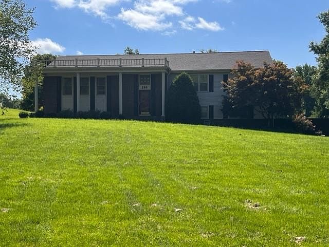 1st image of 260 Cathlyn Dr