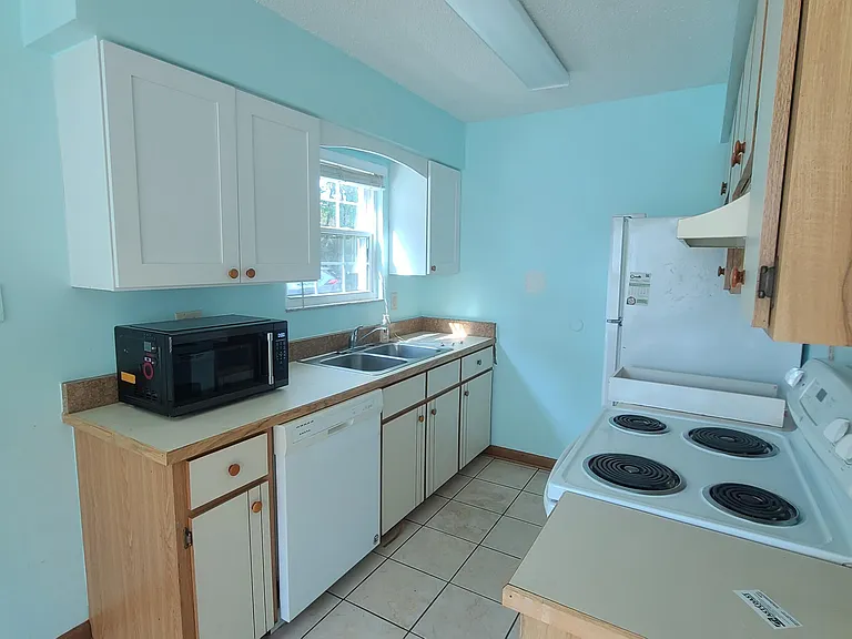 840 Center Ave #29 — Photo 6