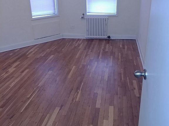 2nd image of 4830 40th St APT 5A