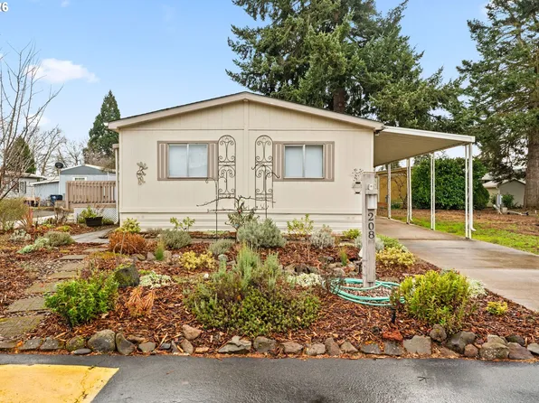 1400 Candlelight Dr Space 208, Eugene, OR 97401