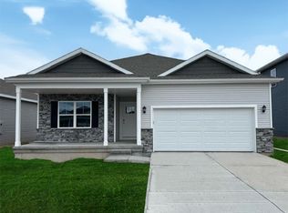 3605 Paradise Ln, Waukee, IA 50263
