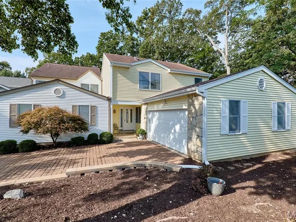 1503 Walpole Dr, Chesterfield, MO 63017