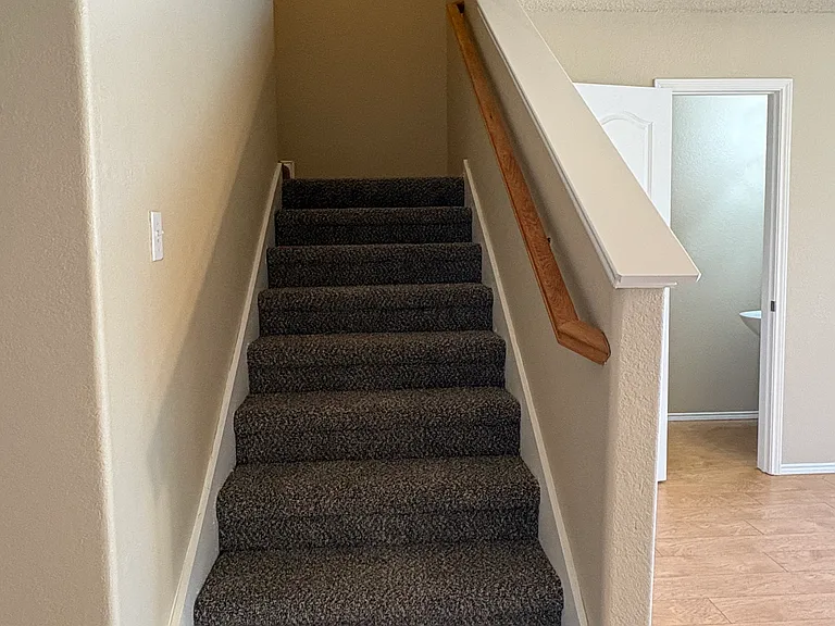 5744 Giddyup Ln — Photo 7