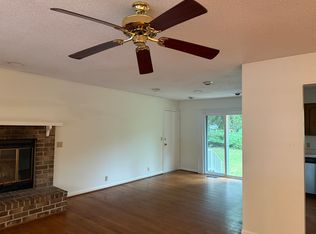 2504 Hermitage Rd, Beaufort, SC 29902