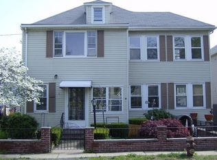 10 Derby Rd, Watertown, MA 02472