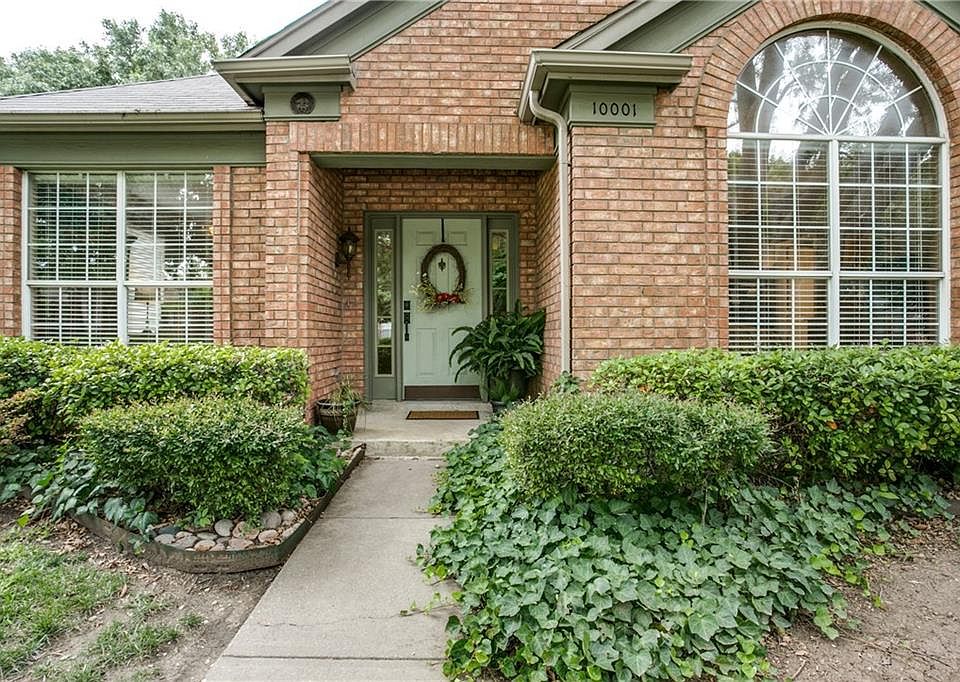 1st image of 10001 Preston Vineyard Dr