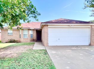 2206 95th St, Lubbock, TX 79423