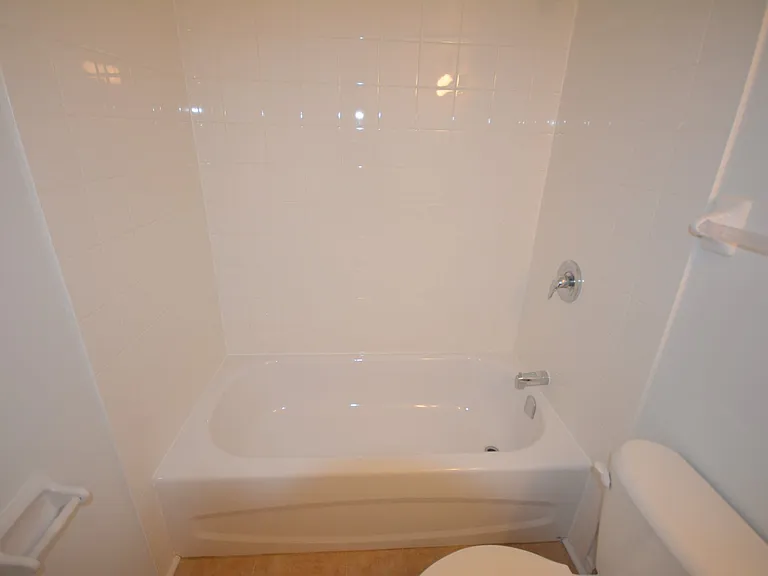 3301 Uplands Dr — Photo 43