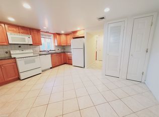 302 Hamilton Ave #1STFL, Greenwich, CT 06830