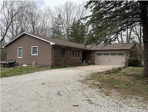 1301 W Westbrook Dr Photo 1