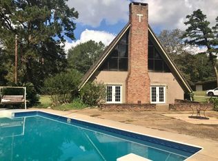 39 Formby Dr, Laurel, MS 39443