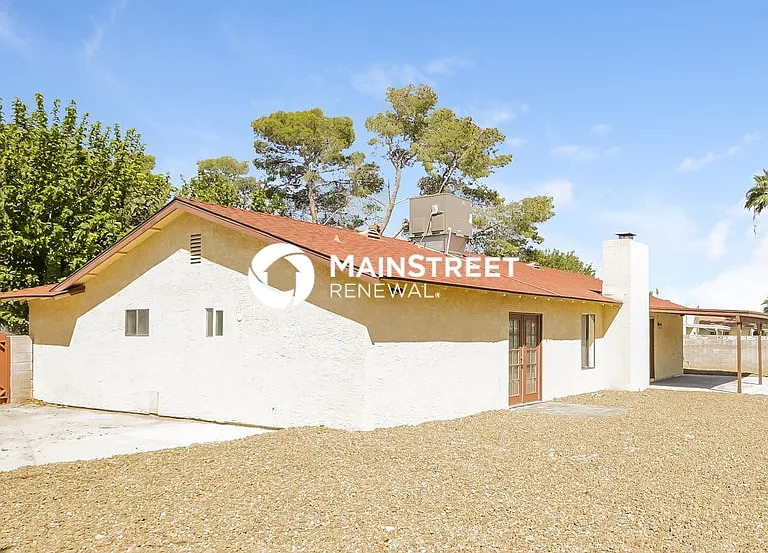 4570 Paseo El Rio Dr — Photo 15