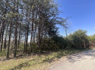 502 Windstone Dr, Tracy City, TN 37387