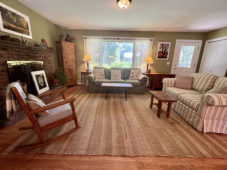 16 Beechwood Dr — Photo 7