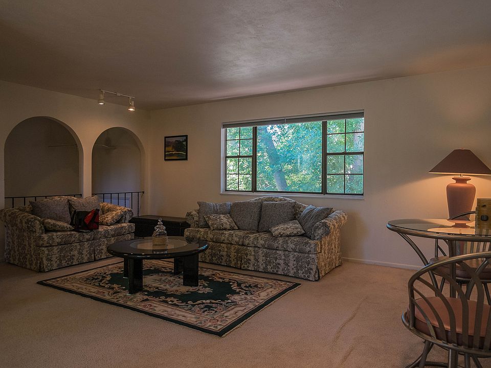 1st image of 6675 Brook Park Dr