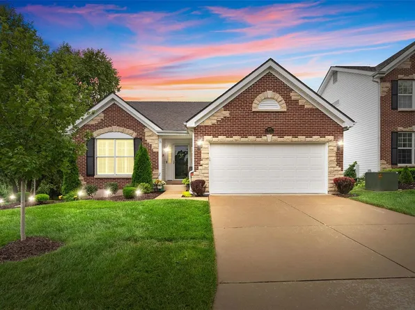 629 W Falls Ct, O Fallon, MO 63368