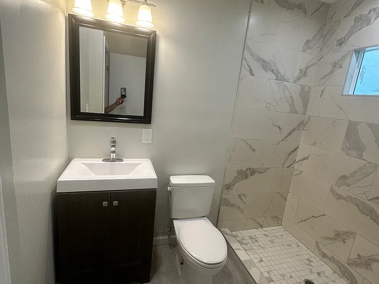 2872 W Avenue 35 — Photo 7