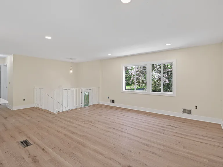 6474 Totem Trl — Photo 13