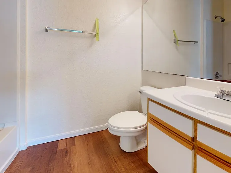 515 Parkway #201 — Photo 5