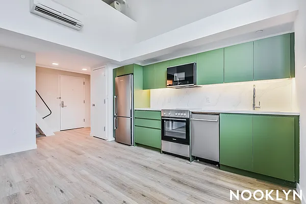 Rented by Nooklyn NYC LLC | media 44