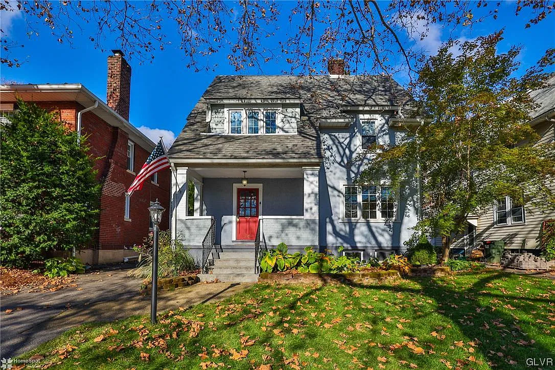 1609 Easton Ave photo 1