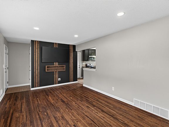 5th image of 3948 Cinnabar Dr