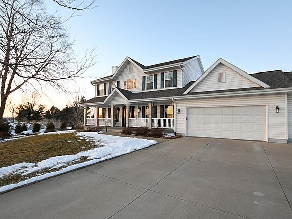 3rd image of 1835 Somerset Dr