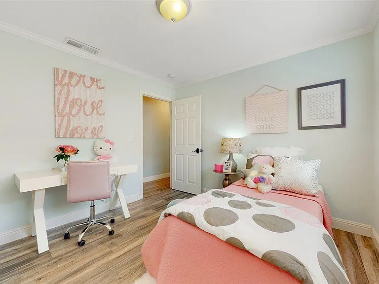 1212 Windermere Ave — Photo 13