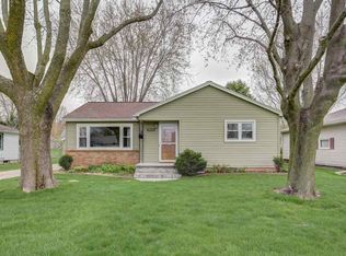 664 Gerald Ave, Sun Prairie, WI 53590