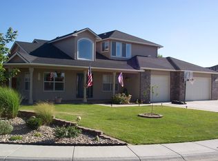 1445 W Powder Ct, Eagle, ID 83616