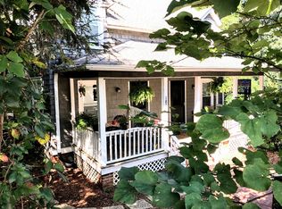 180 Pacolet St #B, Tryon, NC 28782