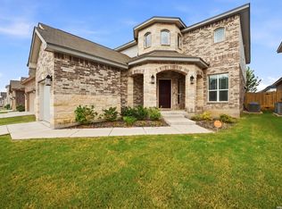 2560 Windle Ln, Seguin, TX 78155