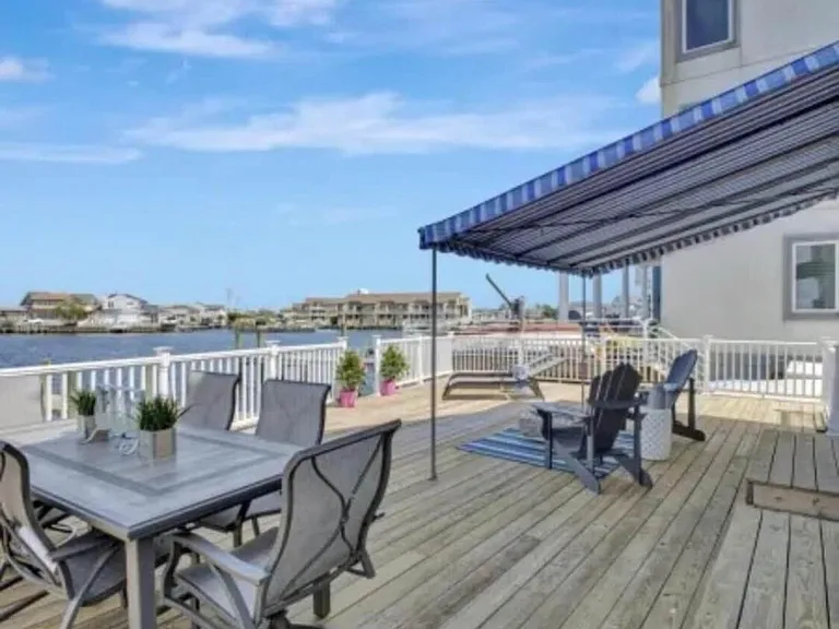 18 Harborside Dr E — Photo 20
