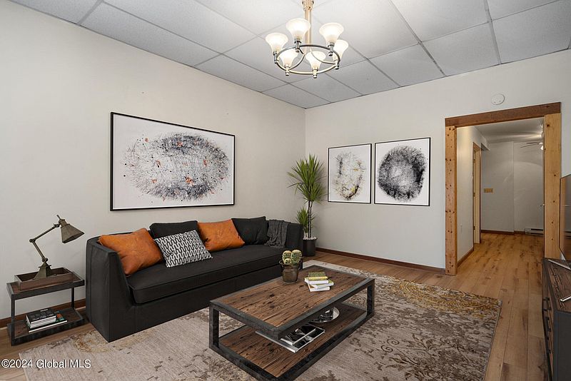 4th image of 181 4th Street