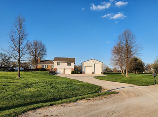 20285 Woodland Rd, Spring Hill, KS 66083