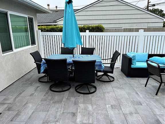 3rd image of 605 Bonair Way