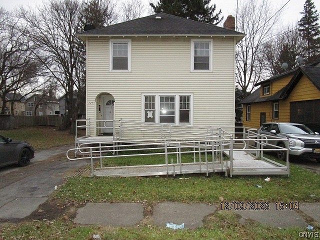 1st image of 227 W Matson Ave