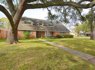 9502 Winsome Ln, Houston, TX 77063