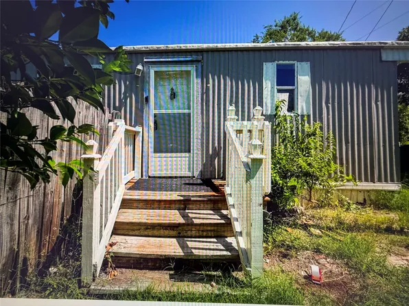 720 Jupiter Ave, Granbury, TX 76049